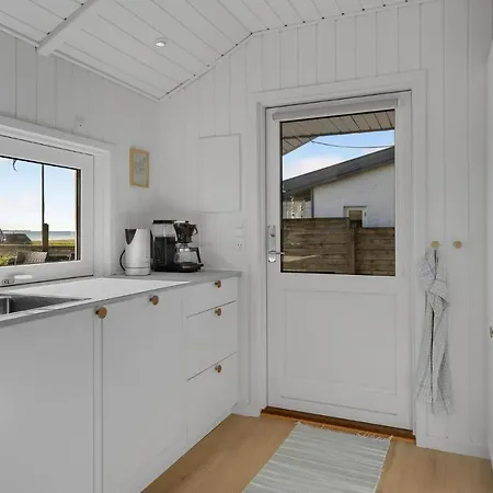 Stunning In Bjert With 2 Bedrooms And Wifi 2 بيت للعطل